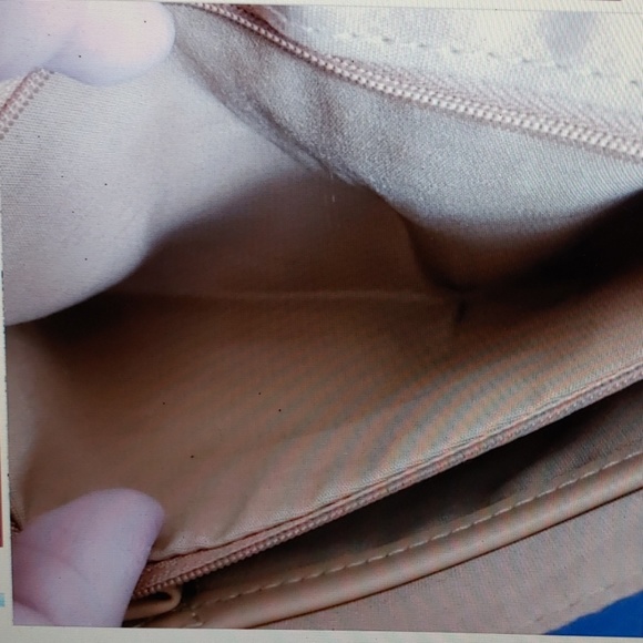 Colorblock Wristlet - Picture 4 of 7